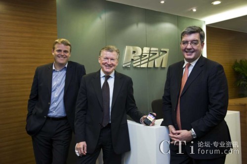 RIM��˾��̫�^(q��)�߼�������Urpo Karjalainen���� (�D��) �� RIM�Ї��^(q��)�����x������� (�D��) �� ��RIM�Ї��^(q��)�N�۸����ü恆̫�^(q��)���ϠI�N������Alex Lambeek���� (�D��)