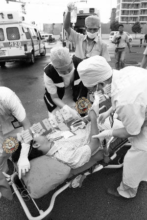 ��خ�^(q��)�e�����а���ȼ�¼���(y��ng)����Ԯ����(x��)��120����(d��ng)���ȡ����ߡ�